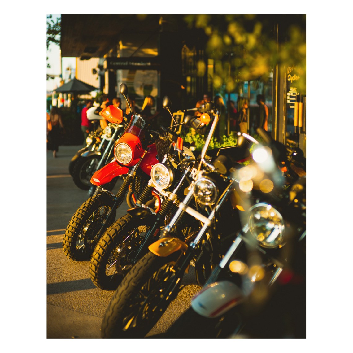 02_JCR_190905_Revival SoCo_dull_slide